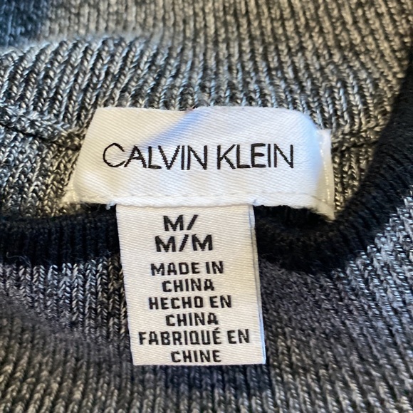 CALVIN KLEIN Gray Ribbed Mock Neck Sweater Sz M - Picture 8 of 10